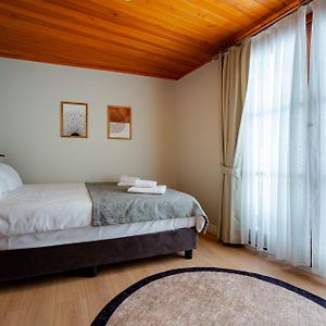 Kamer met een King Size Bed